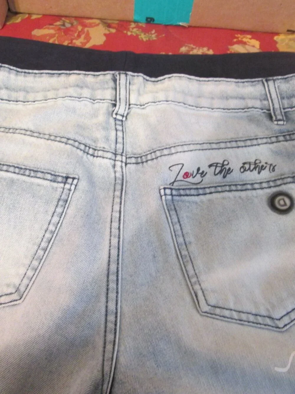 Desigual Men's Athletic Inspired Flipped Logo Jeans Size M (32)